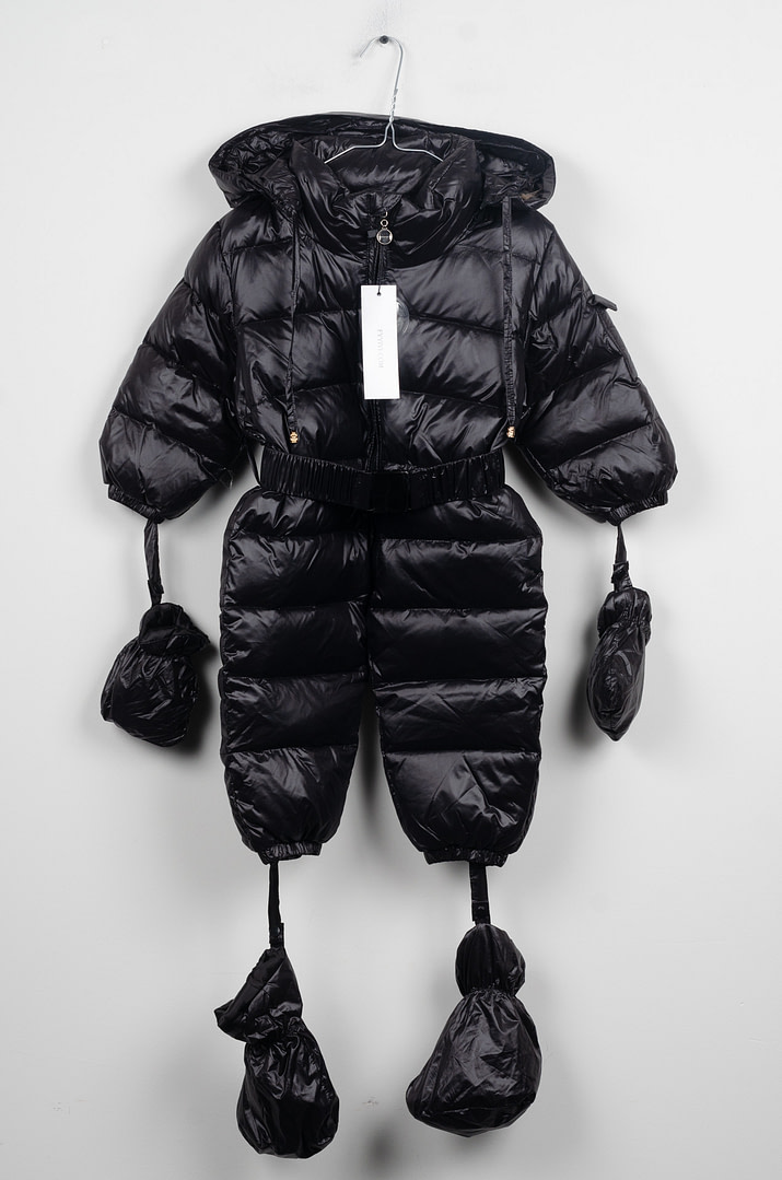 pinky-chips-23-08027 Combinaison ski - 1an – Image 1