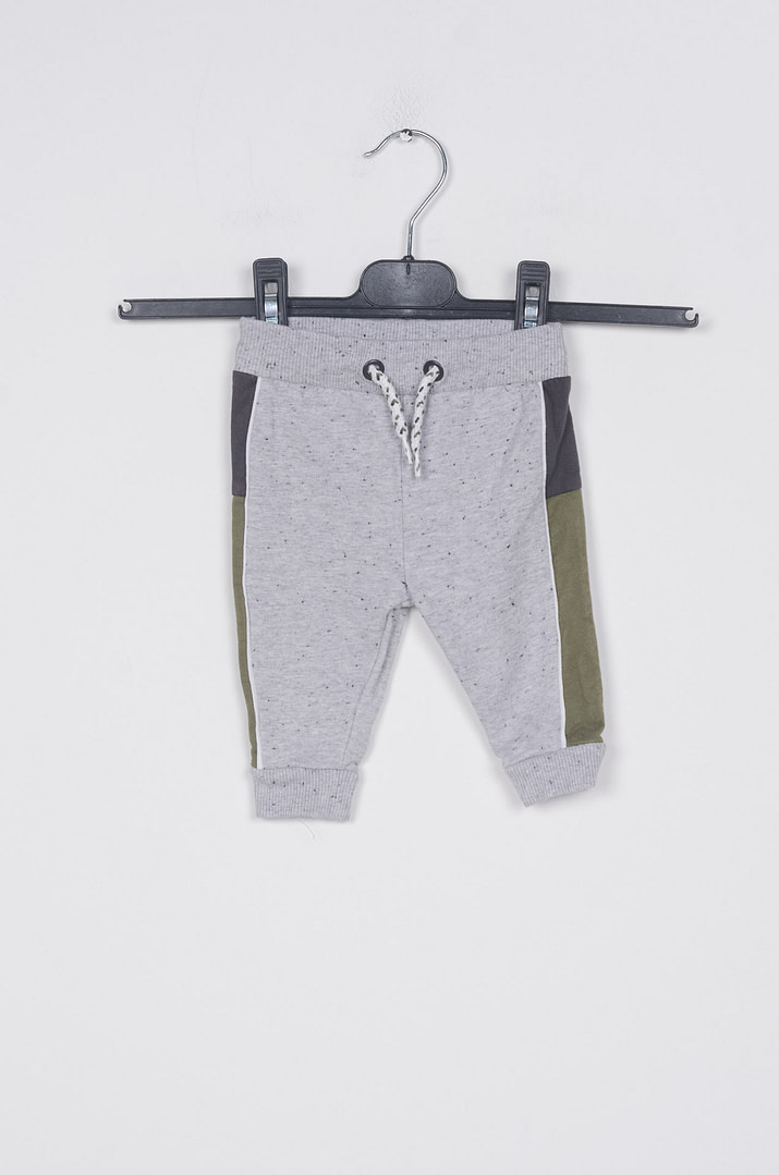 pinky-chips-25-01233 Jogging - 3/6mois <span class="pc-brand-title">C&A</span> – Image 1